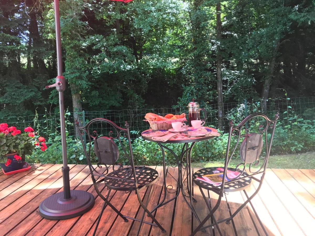 Appartement au calme avec terrasse verdoyante entre Annecy et Genève Villy-le-Pelloux Extérieur photo